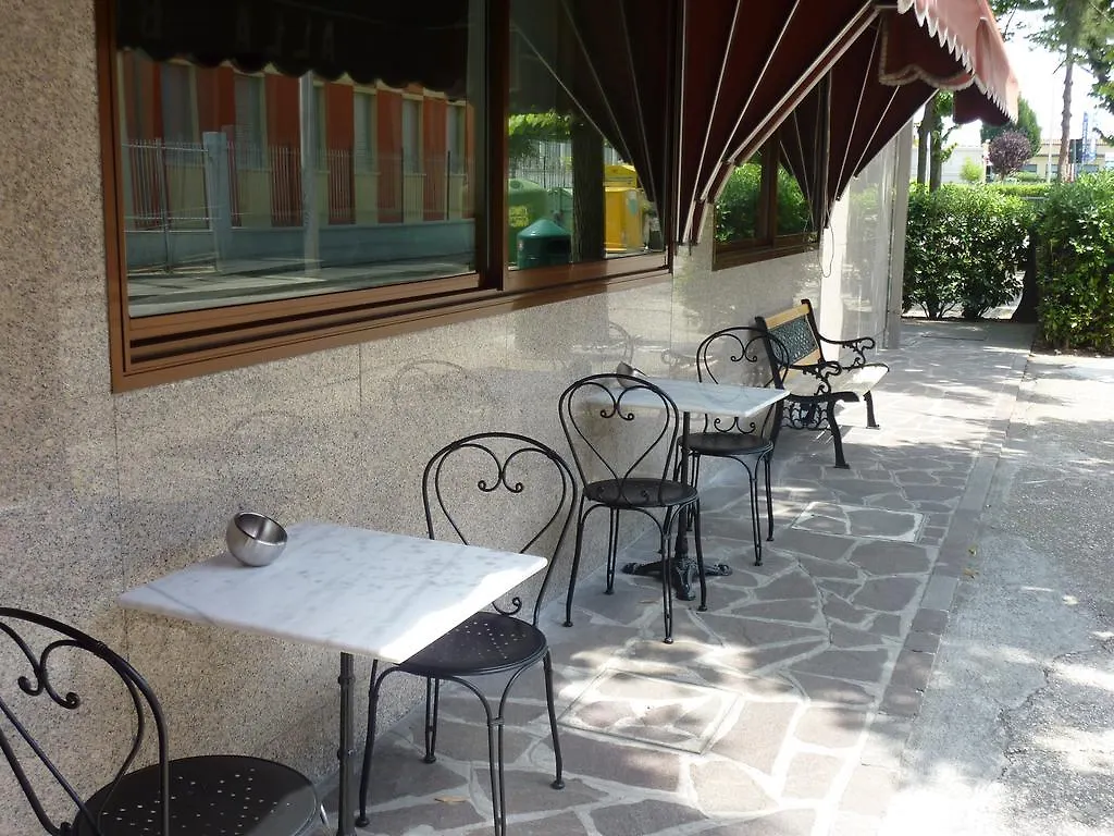 Alla Bianca Hotel Marghera 3*,